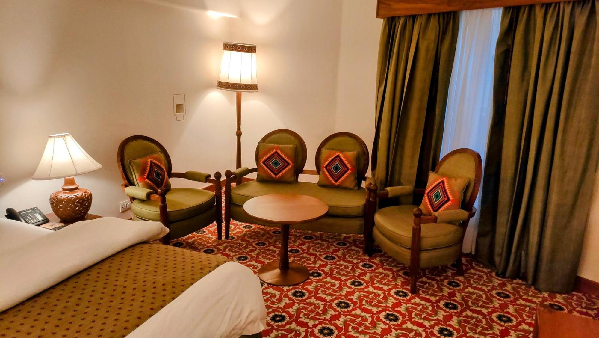 Quetta Serena Hotel Kültér fotó