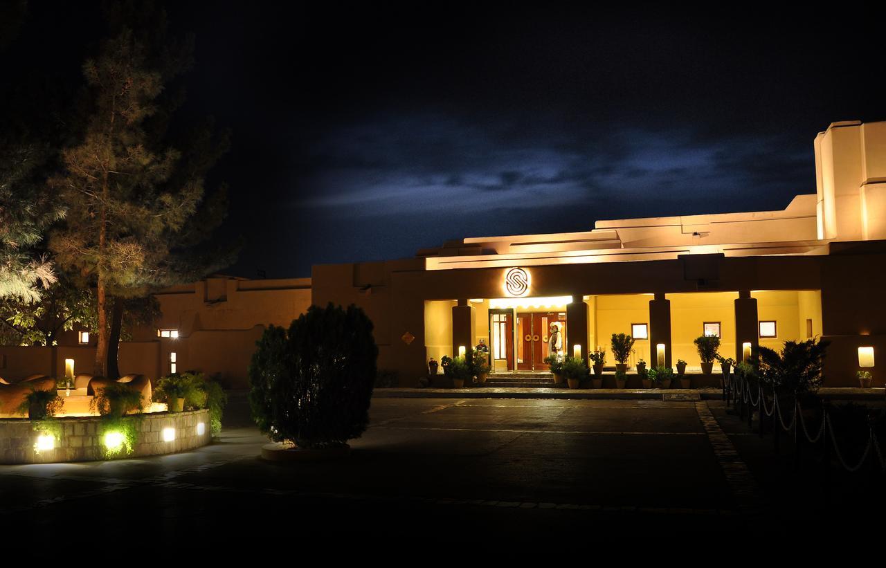 Quetta Serena Hotel Kültér fotó